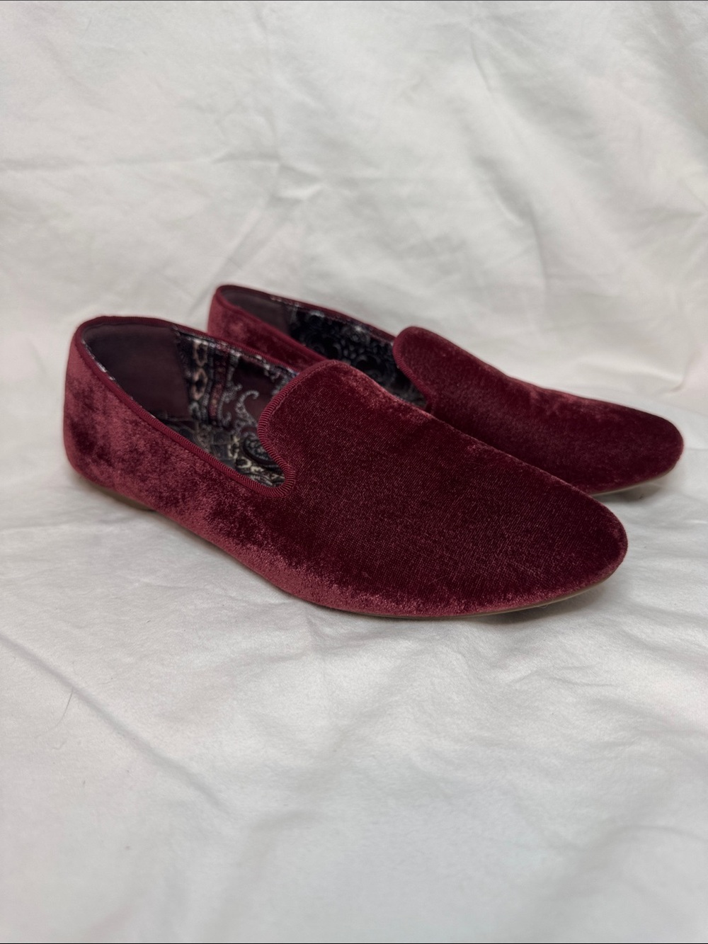 Women’s birdies  Velvet Slip-On Loafers in Burgundy